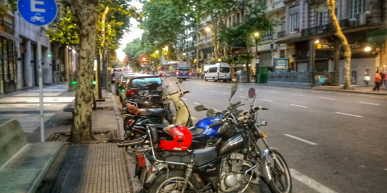 Pé na Estrada: Ituzaingó, Buenos Aires, ARG
