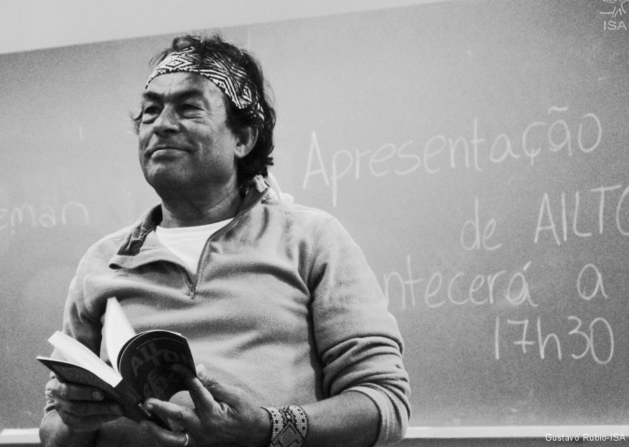 Livros de Bagagem: Ailton Krenak